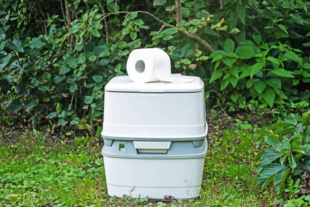 Portable bathroom rental in Maury, NC